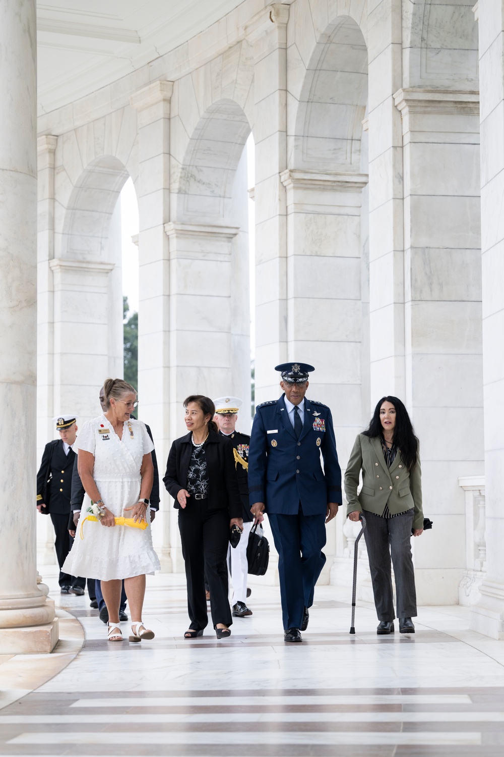 The Annual Gold Star Mother’s Day Commemoration Ceremony is Held at Arlington National Cemetery