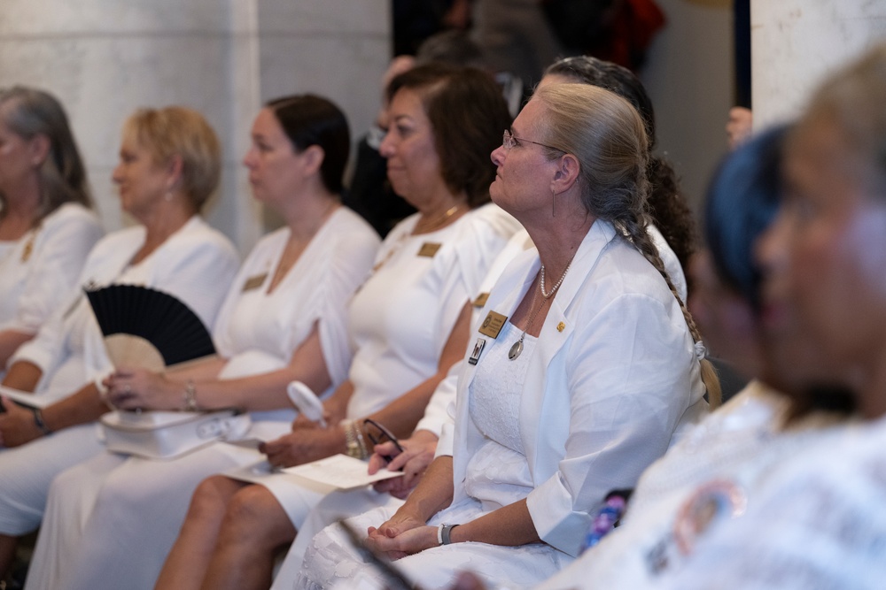 The Annual Gold Star Mother’s Day Commemoration Ceremony is Held at Arlington National Cemetery