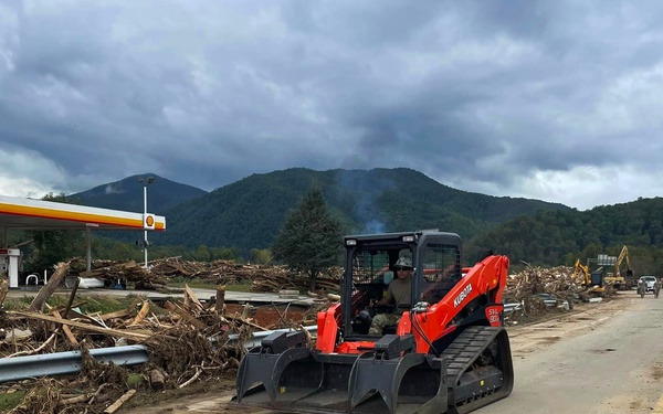 Engineers from the Tennessee National Guard continue East Tennessee recovery efforts