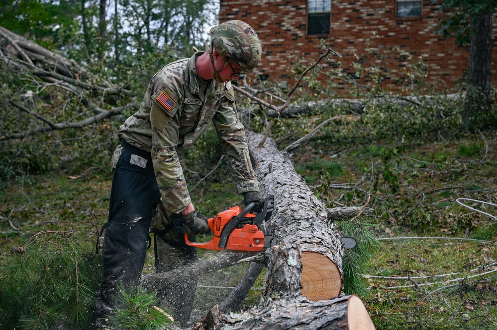 Georgia National Guard Soldiers conduct road clearing operations in Augusta