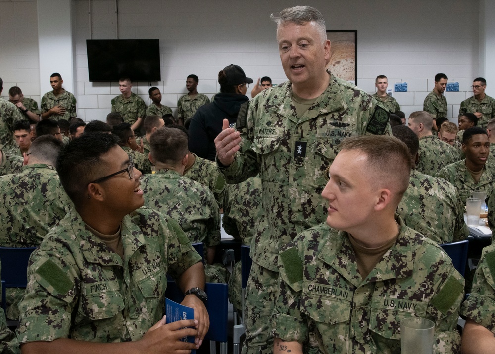 Rear Adm. Waters visits recruits at RTC