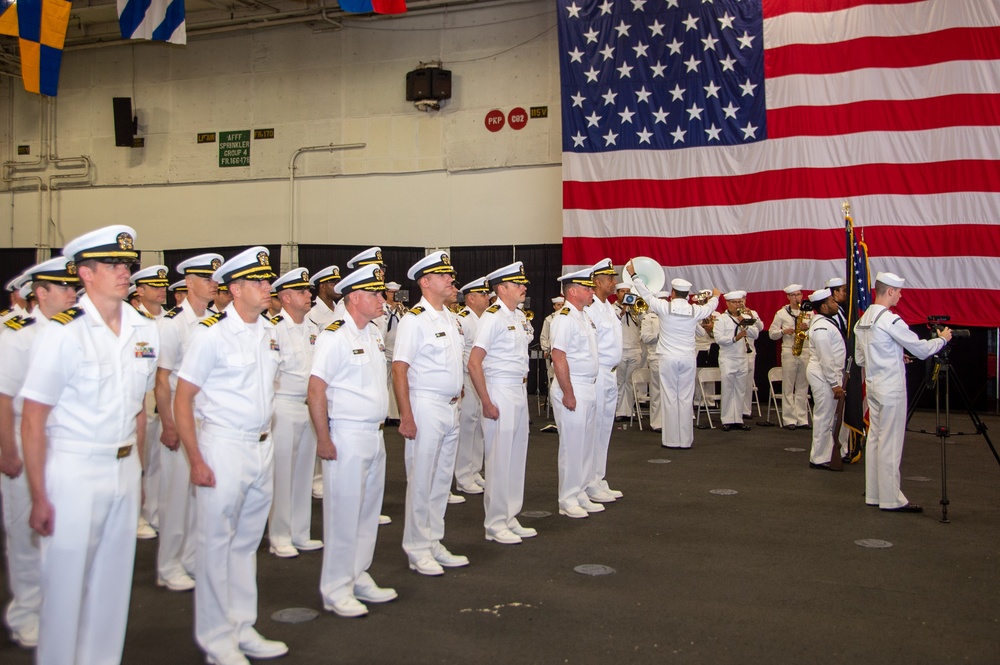 USS Ronald Reagan (CVN 76) hosts a change of command ceremony