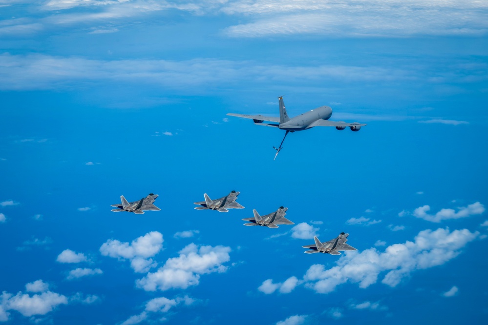 Fueling Milestones: 1,000 Hours in the F-22