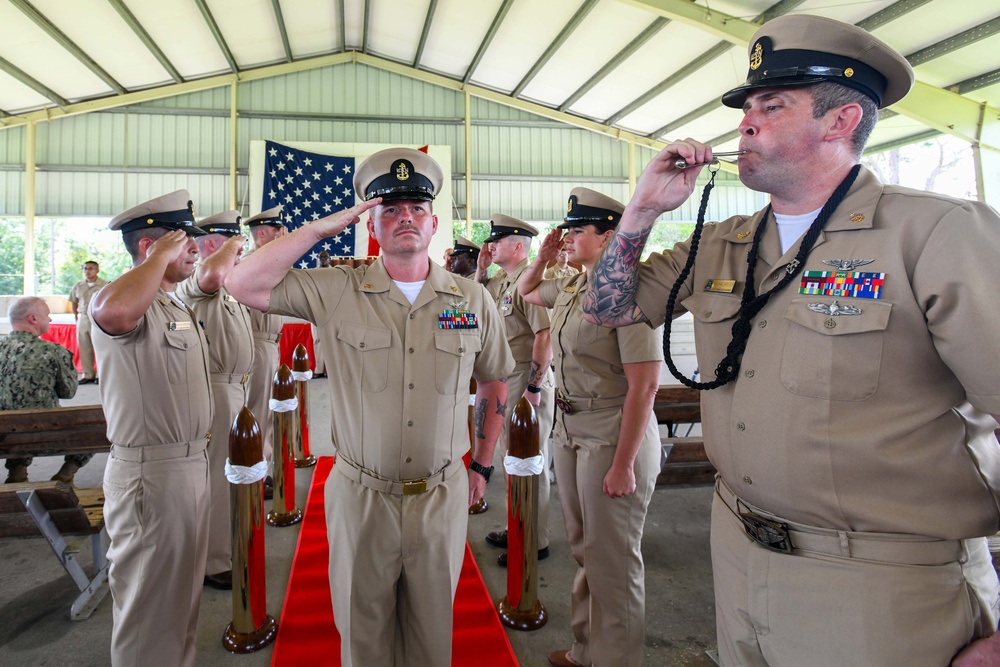 Fleet Readiness Center Southeast Detachment Jacksonville holds chief petty officer pinning ceremony