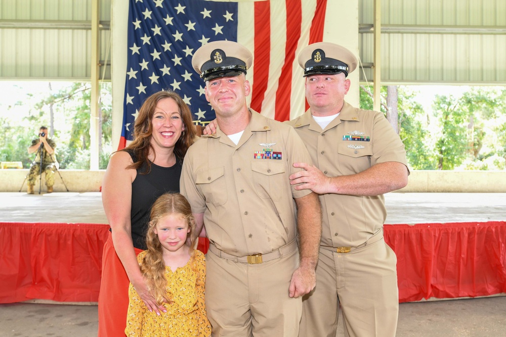 Fleet Readiness Center Southeast Detachment Jacksonville holds chief petty officer pinning ceremony