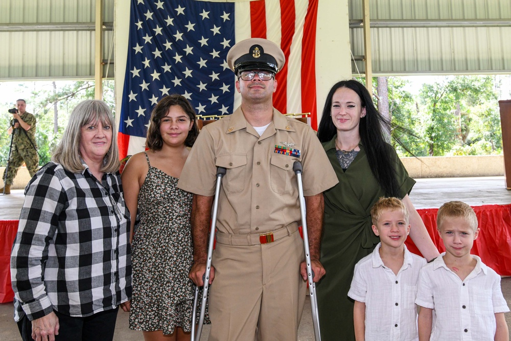 Fleet Readiness Center Southeast Detachment Jacksonville holds chief petty officer pinning ceremony