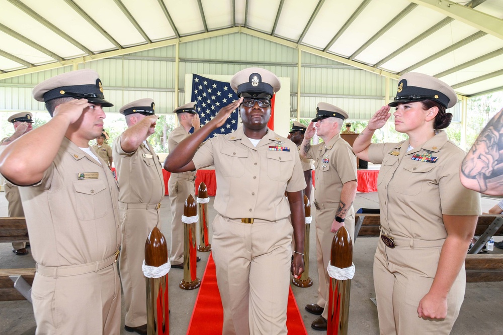 Fleet Readiness Center Southeast Detachment Jacksonville holds chief petty officer pinning ceremony