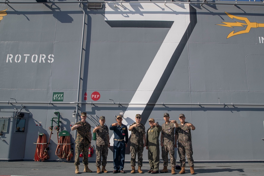USS Tripoli hosts tour for Republic of Korea officers