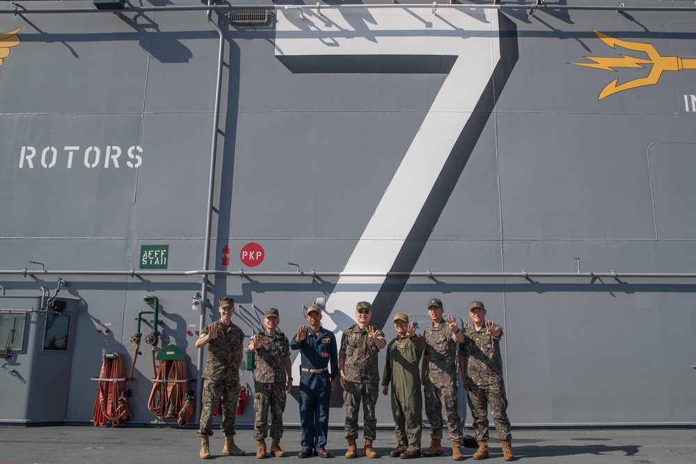 USS Tripoli hosts tour for Republic of Korea officers