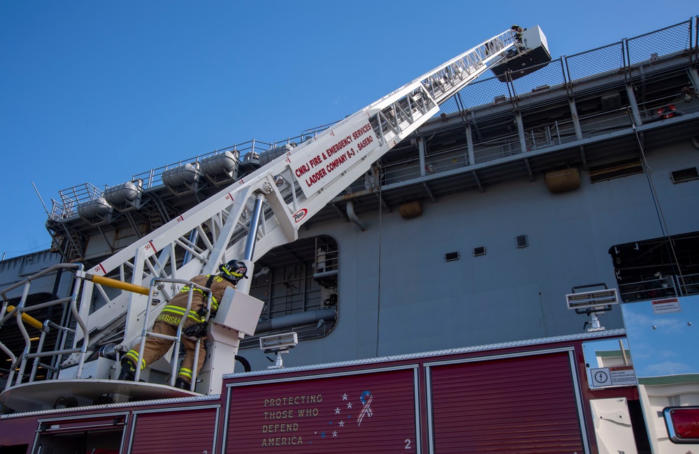 USS America (LHA 6) Conducts 8010 Drill