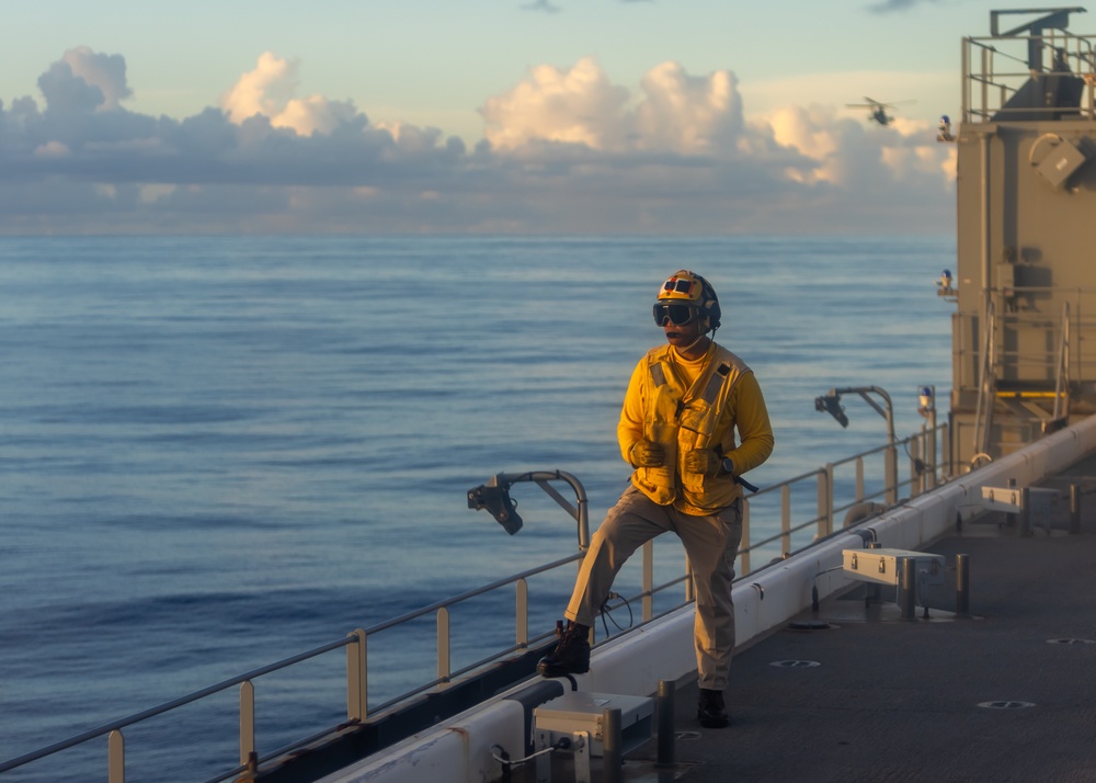 VMM-165 (Rein.) Trains in Okinawa, Conducts Flight Operations Aboard USS Miguel Keith