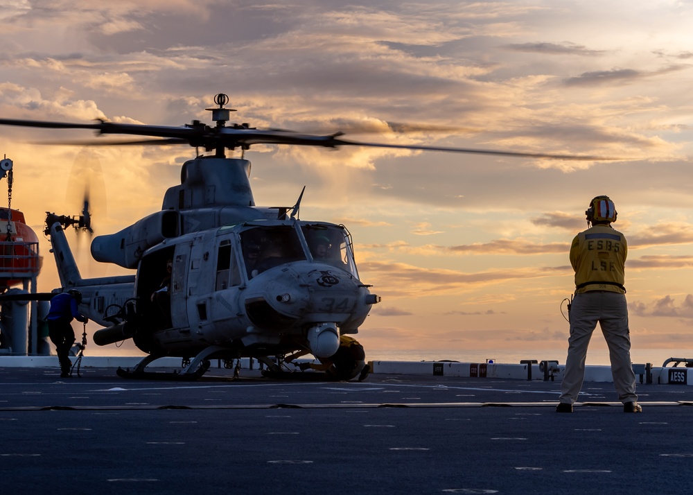 VMM-165 (Rein.) Trains in Okinawa, Conducts Flight Operations Aboard USS Miguel Keith