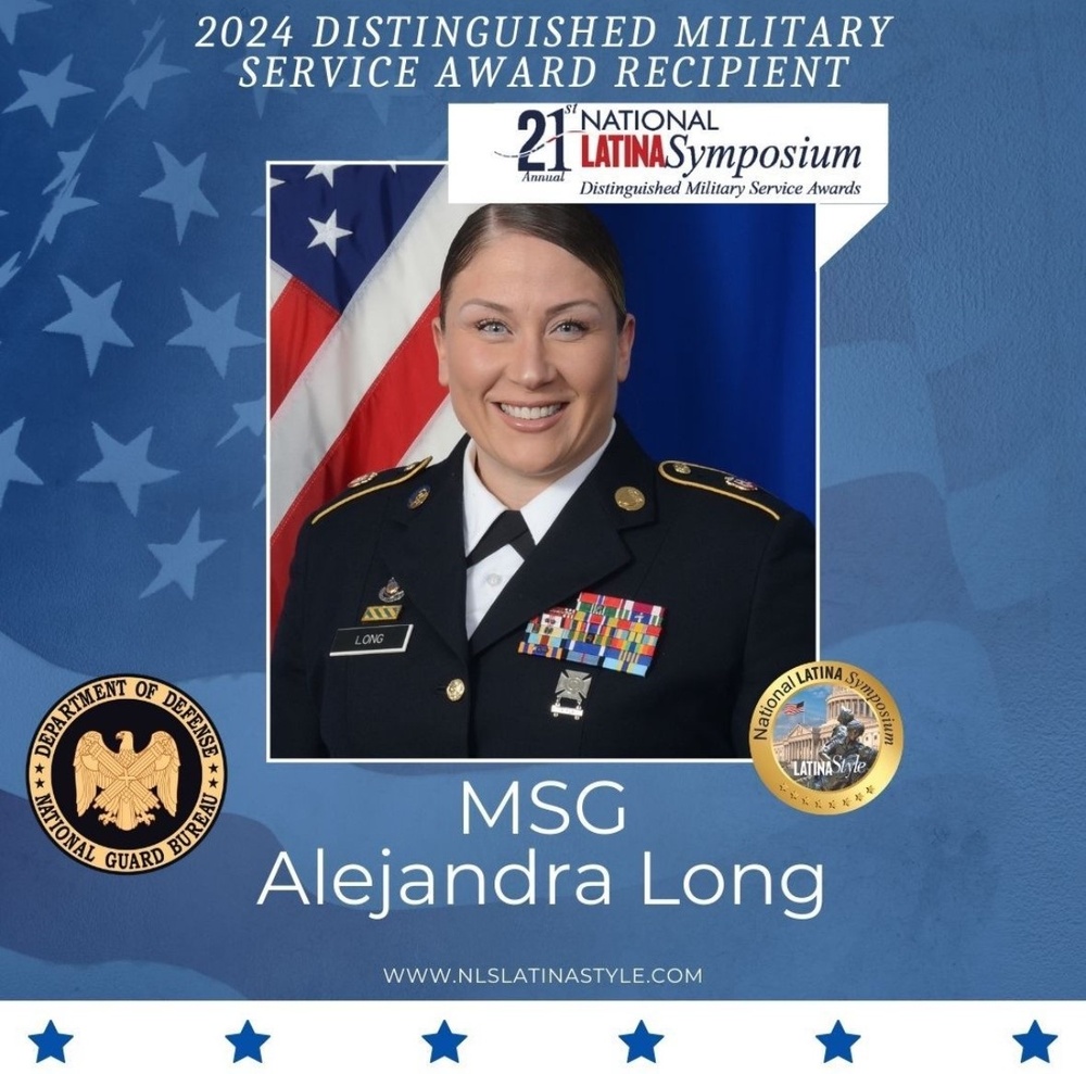 213th RSG Soldier receives award from Latina Style