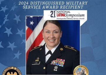 213th RSG Soldier receives award from Latina Style