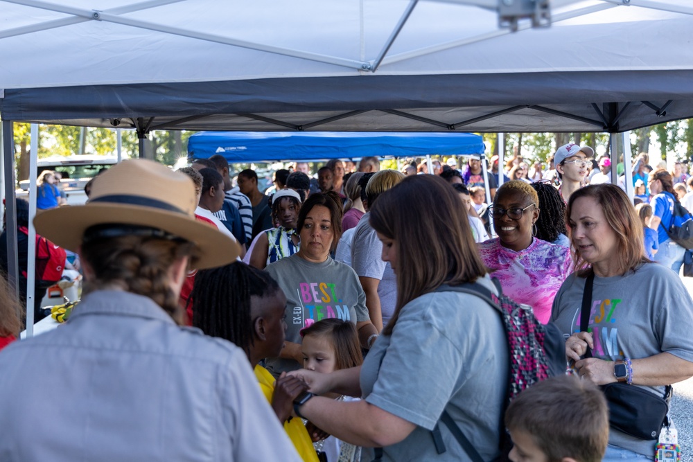 Park Ranger Christine Dowell Distributes Lifejackets at Special Day for Special People Event