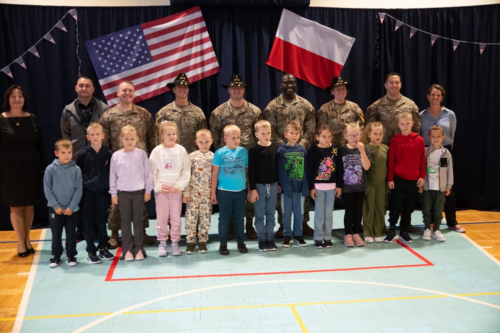 Task Force Red Team Troopers Visit Polish Students