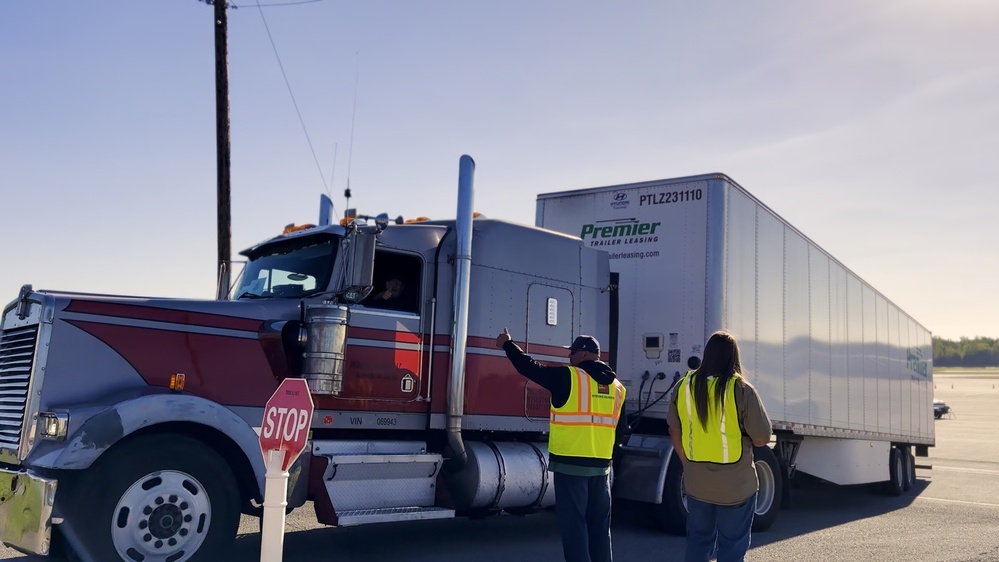 DLA Distribution Expeditionary Team Supports FEMA’s Hurricane Response