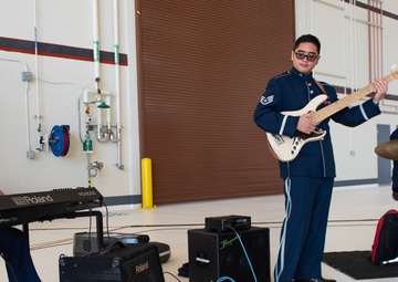 Travis AFB bids farewell to last KC-10