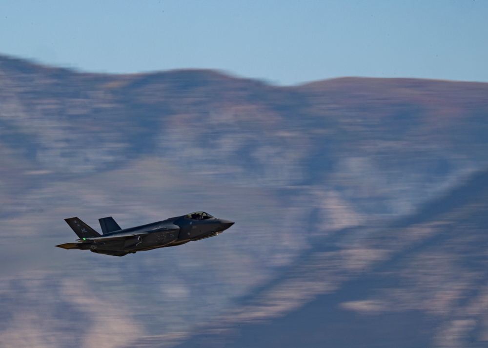 F-35s takeoff for Utah training range