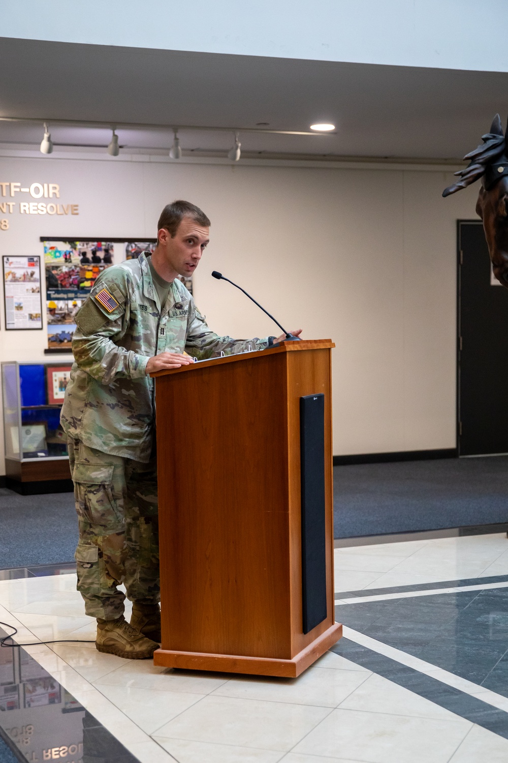 Signal Intelligence Sustainment Company Change of Command