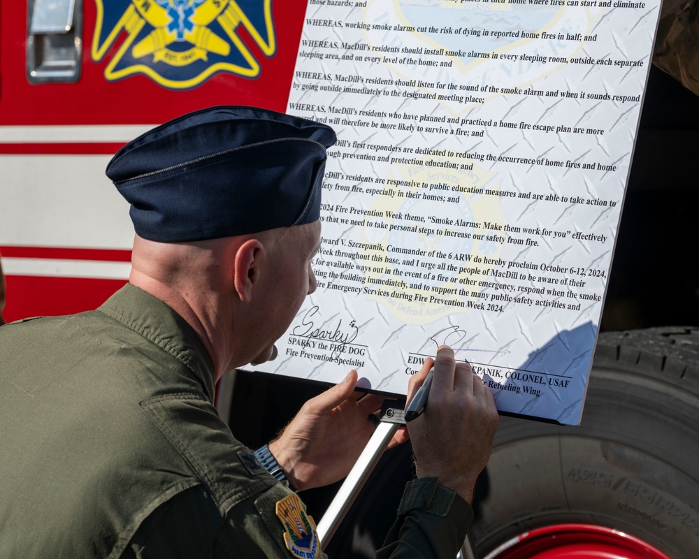 MacDill Proclaims Fire Prevention Week