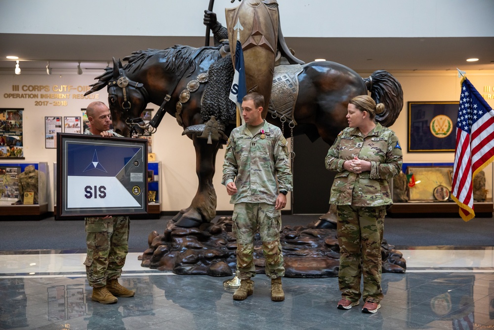 Signal Intelligence Sustainment Company Change of Command