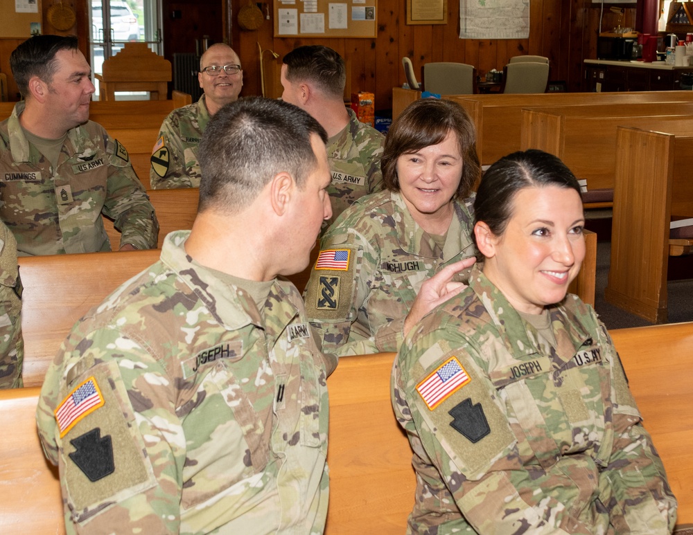 Former Pennsylvania Army National Guard enlisted Soldier rejoins as first lieutenant