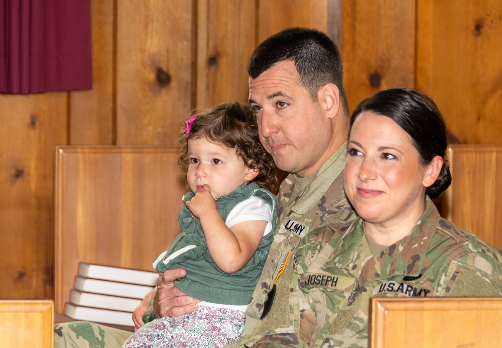 Former Pennsylvania Army National Guard enlisted Soldier rejoins as first lieutenant