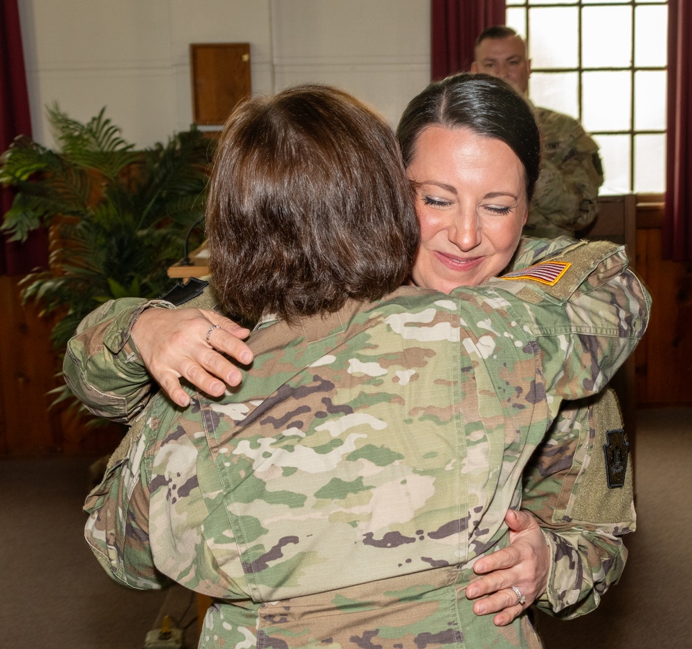 Former Pennsylvania Army National Guard enlisted Soldier rejoins as first lieutenant