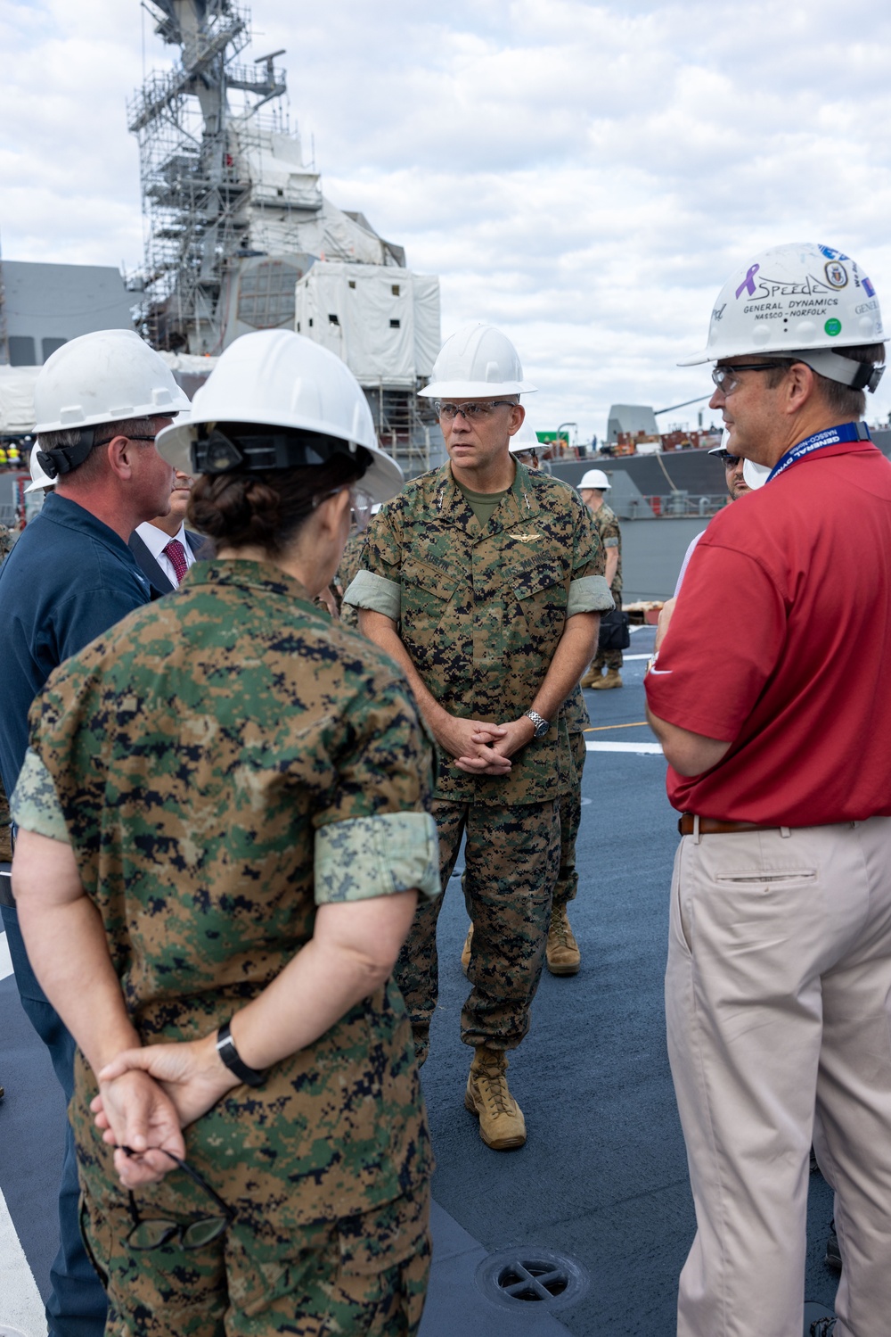 MARFORCOM hosts a visit to the USS Arlington for the Deputy Commandant, CD&amp;I