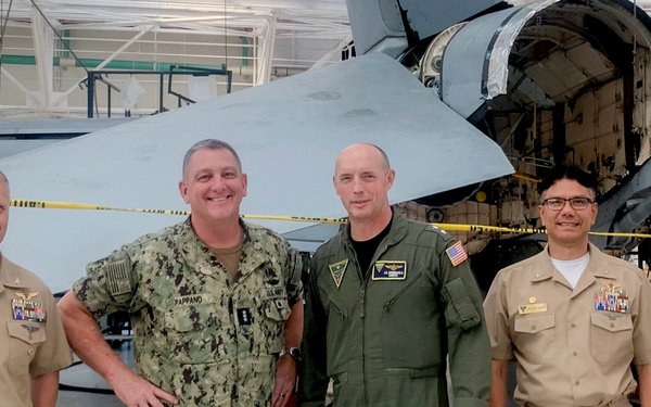 FRCSW Welcomes VADM Pappano