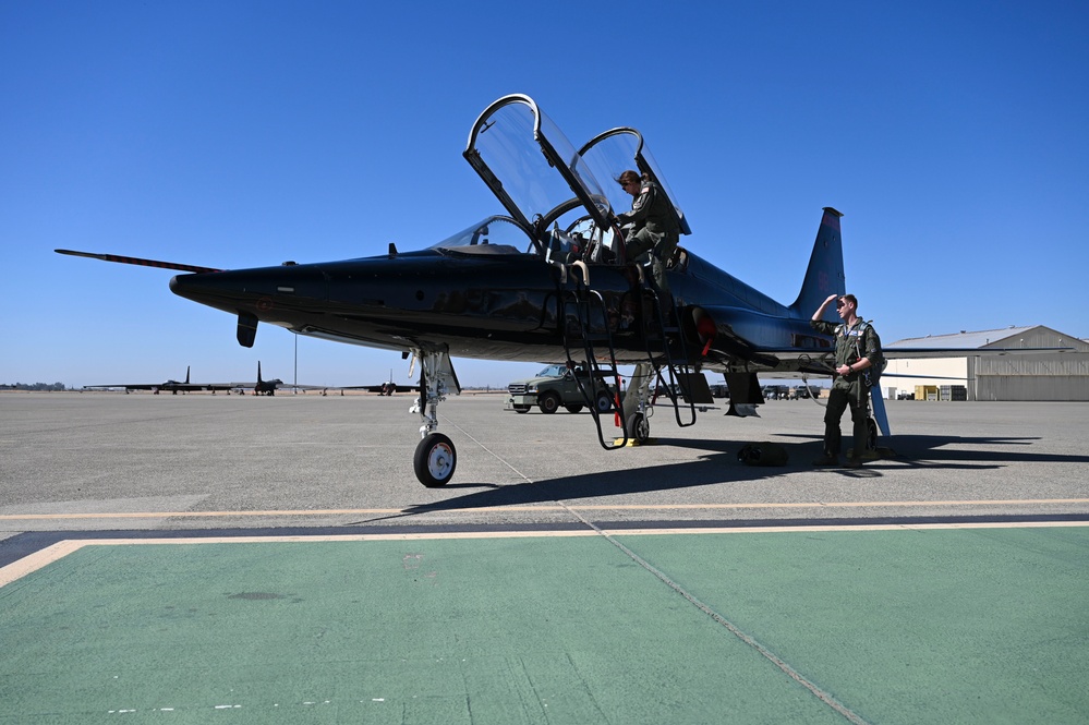 First female Hispanic pilot suits up after 40 years