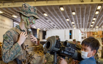 USS Boxer, 15th MEU Welcomes Guests Aboard for S. Korean Armed Forces Day