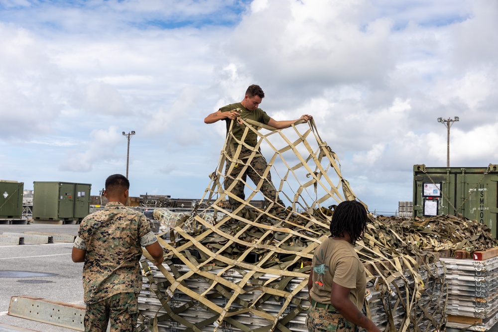 U.S. Marines continue to support relief efforts alongside Philippine allies