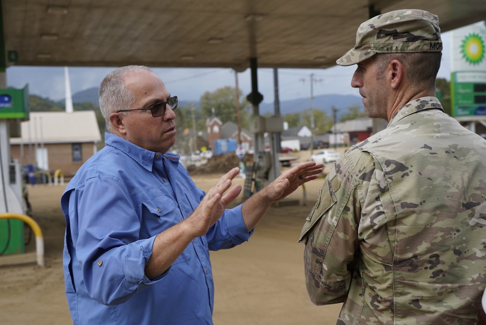 USACE Wilmington’s own Scott Jones is carrying supplies to the Sandy Mush community just northwest of Asheville.