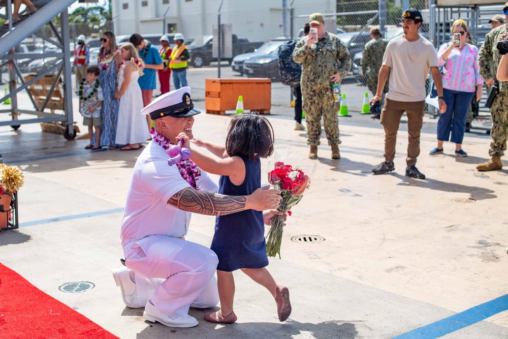 USS Daniel Inouye Returns to Homeport Hawaii