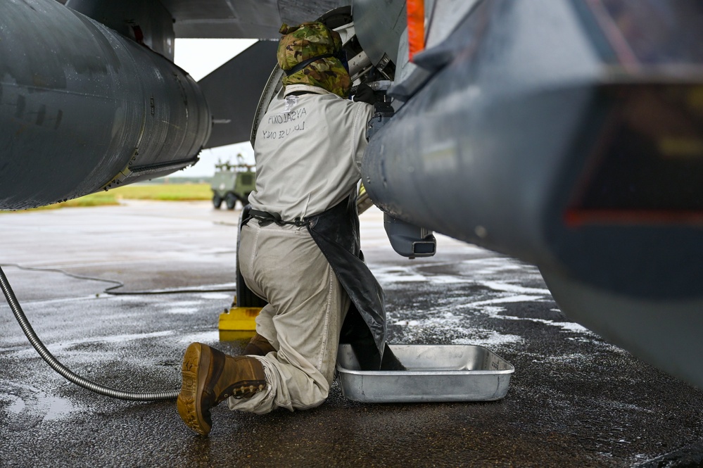 555 FGS conducts lock servicing during CW24.2