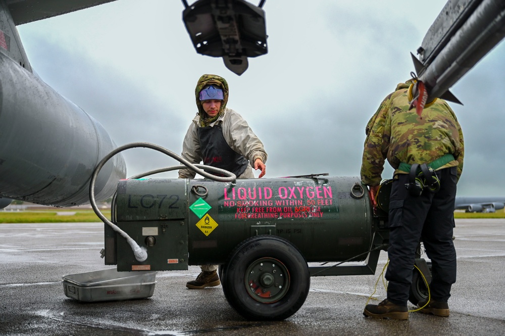 555 FGS conducts lock servicing during CW24.2