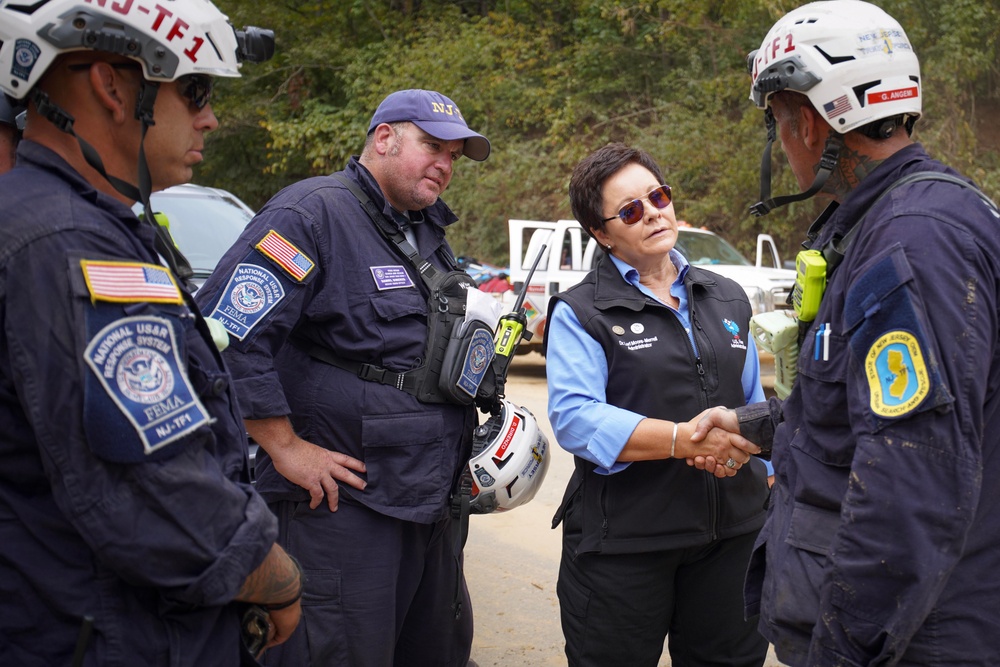 U.S. Fire Administrator Meets with Buncombe County Firefighters