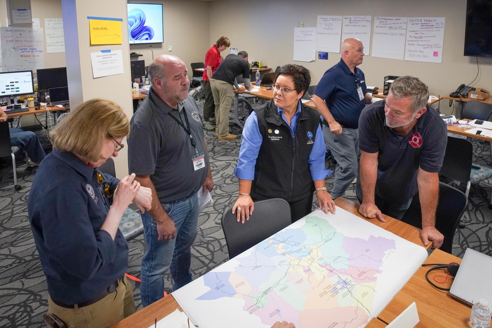 U.S. Fire Administrator Meets with Buncombe County Firefighters