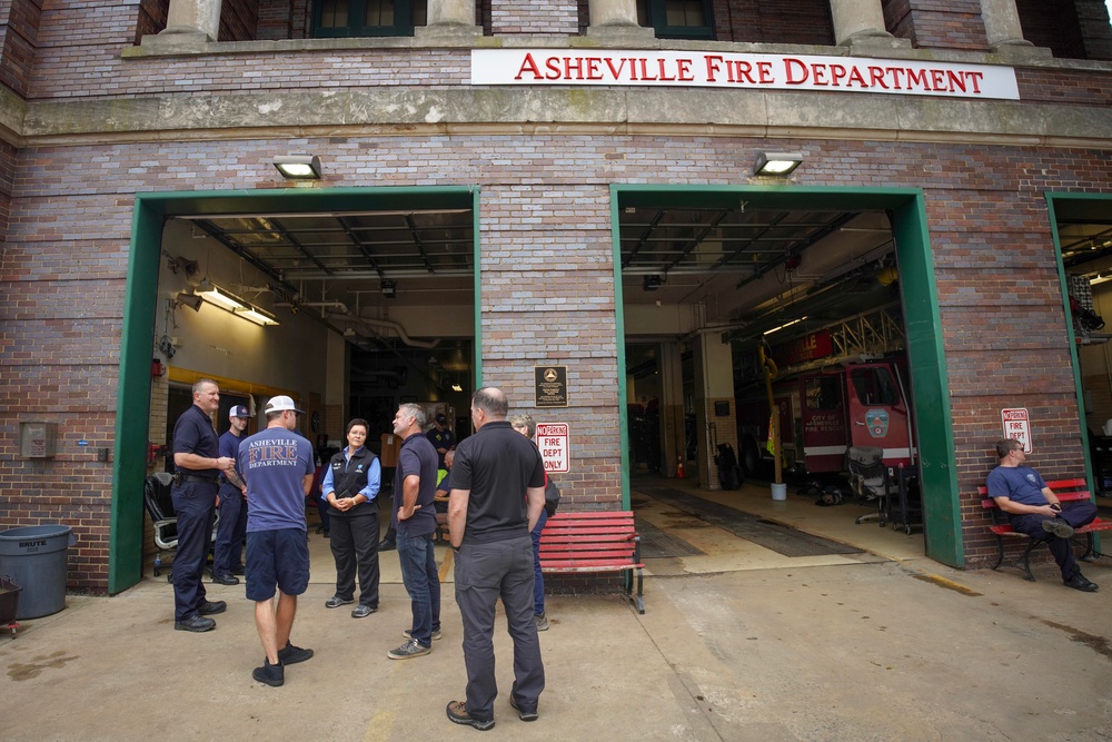 U.S. Fire Administrator Meets with Buncombe County Firefighters