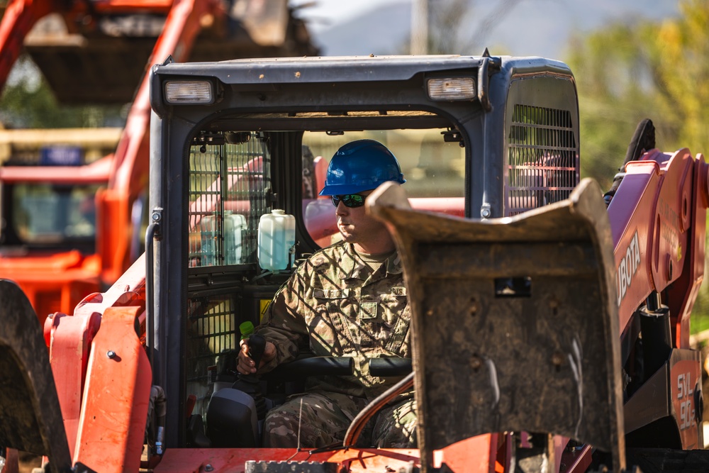 Tennessee Air National Guardsmen assist with disaster relief