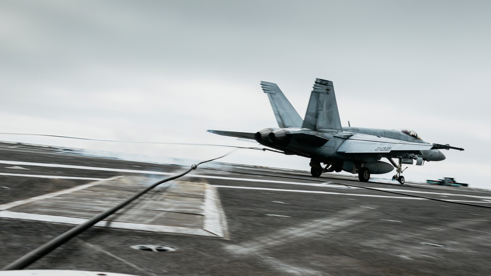 USS George Washington Conducts Night Flight Operations