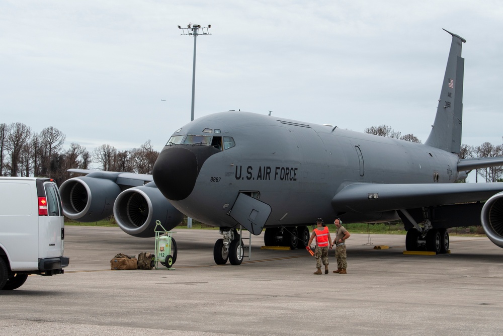 927 MXG Airmen work alongside 6 MXG to evacuate flight line ahead of inclement weather