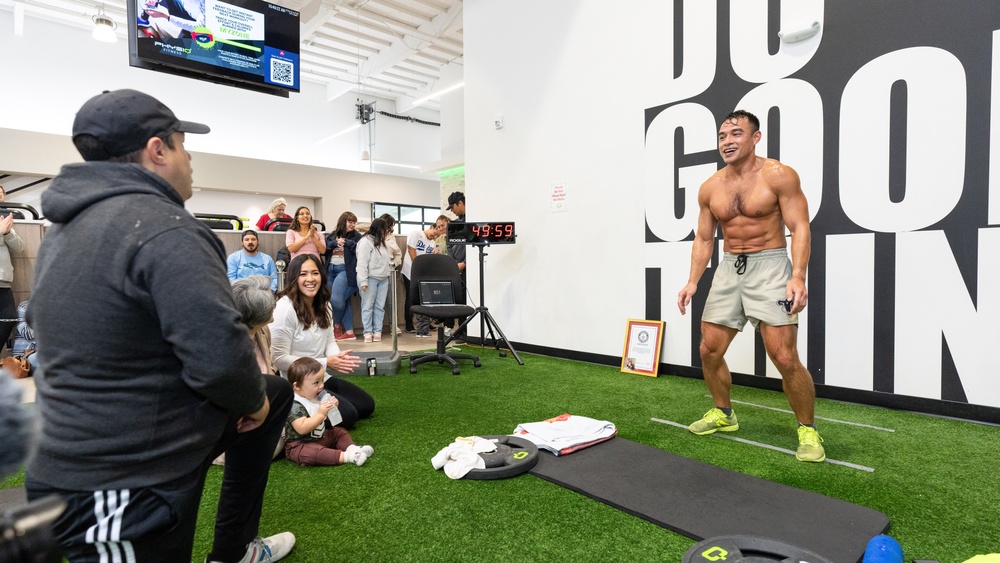 Oregon National Guard Major Reclaims Burpee World Record