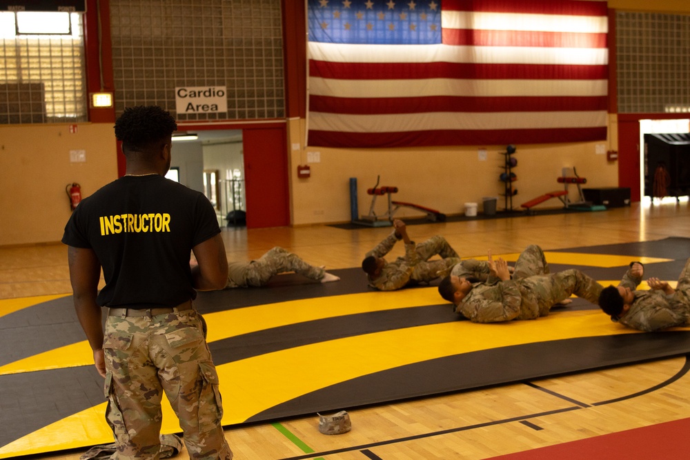 5-7 ADA Soldiers Conduct Modern Army Combatives Training