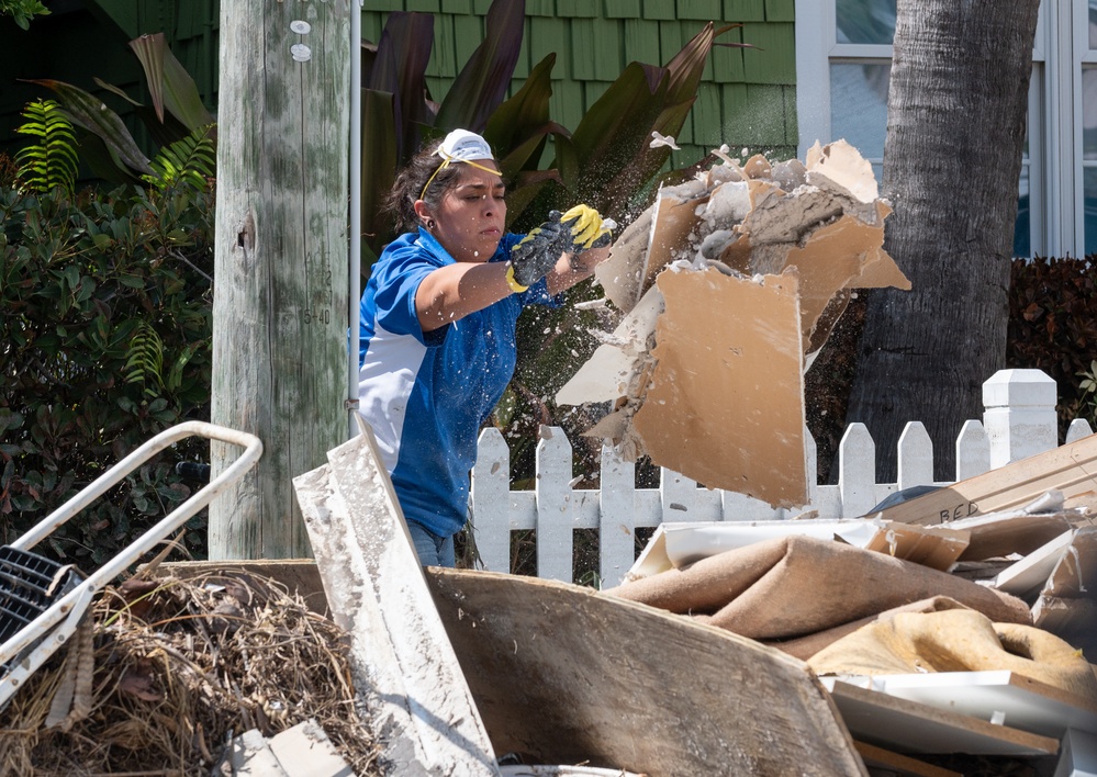 Post-Hurricane Cleanup Efforts at Clearwater Beach, Largo, FL