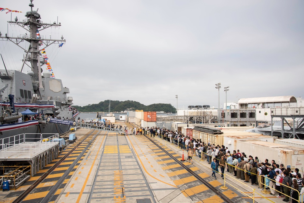 CFAY Hosts Yokosuka Friendship Day 2024