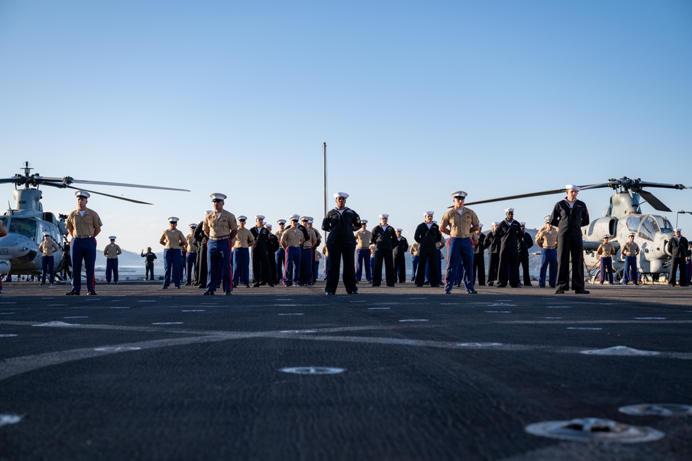 USS Somerset (LPD 25) arrives in San Francisco for Fleet Week