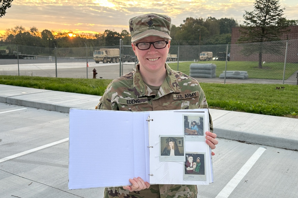 VNG Soldier helps preserve family's memories during flood response